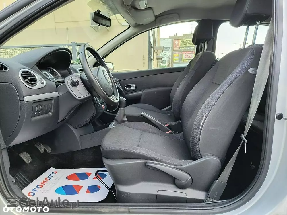 RENAULT Clio 1.6 16V Edition Dynamique