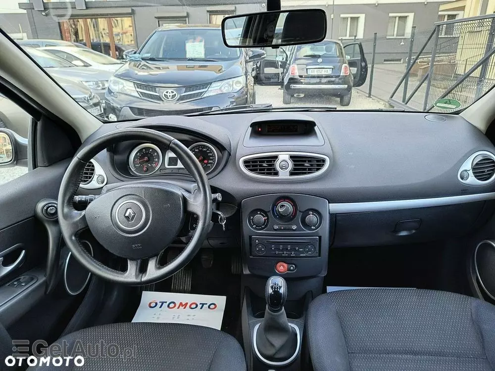 RENAULT Clio 1.6 16V Edition Dynamique