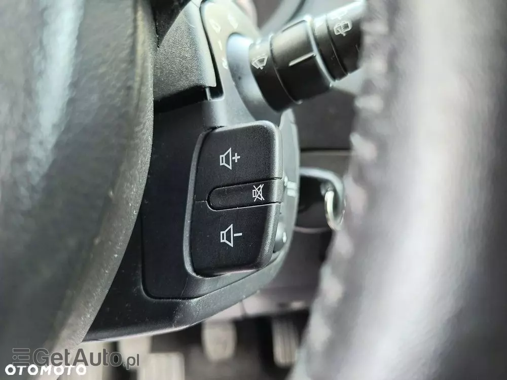 RENAULT Clio 1.6 16V Edition Dynamique