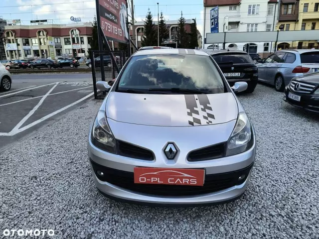 RENAULT Clio 1.6 16V Edition Dynamique