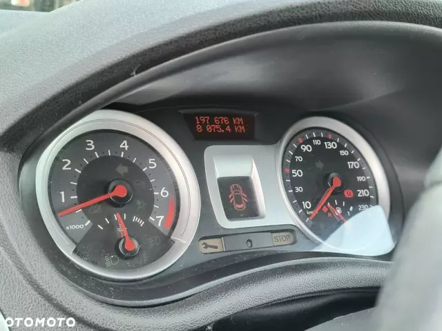 RENAULT Clio 1.6 16V Edition Dynamique