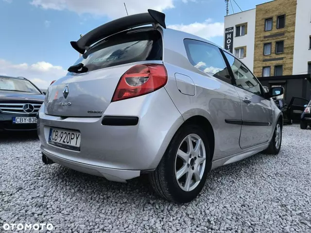 RENAULT Clio 1.6 16V Edition Dynamique