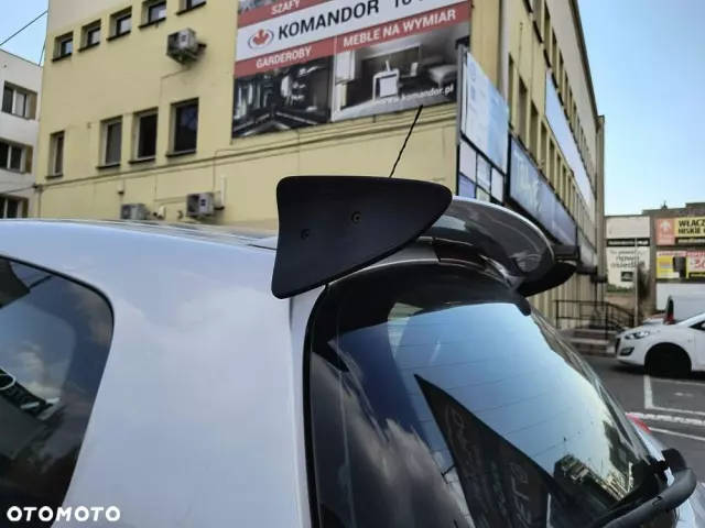 RENAULT Clio 1.6 16V Edition Dynamique