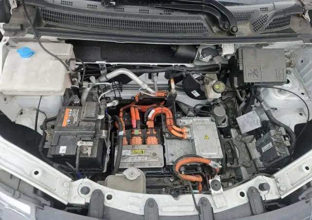 DACIA Spring ESSENTIAL