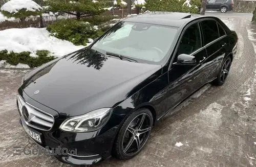 MERCEDES-BENZ Klasa E 