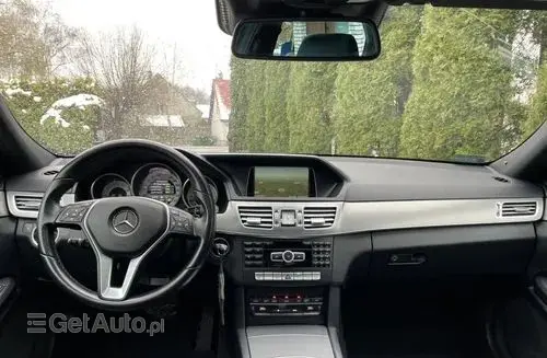 MERCEDES-BENZ Klasa E 