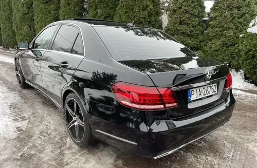 MERCEDES-BENZ Klasa E 