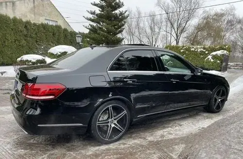 MERCEDES-BENZ Klasa E 