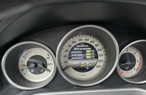 MERCEDES-BENZ Klasa E 