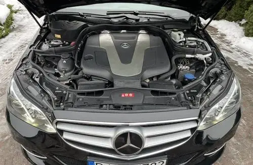 MERCEDES-BENZ Klasa E 