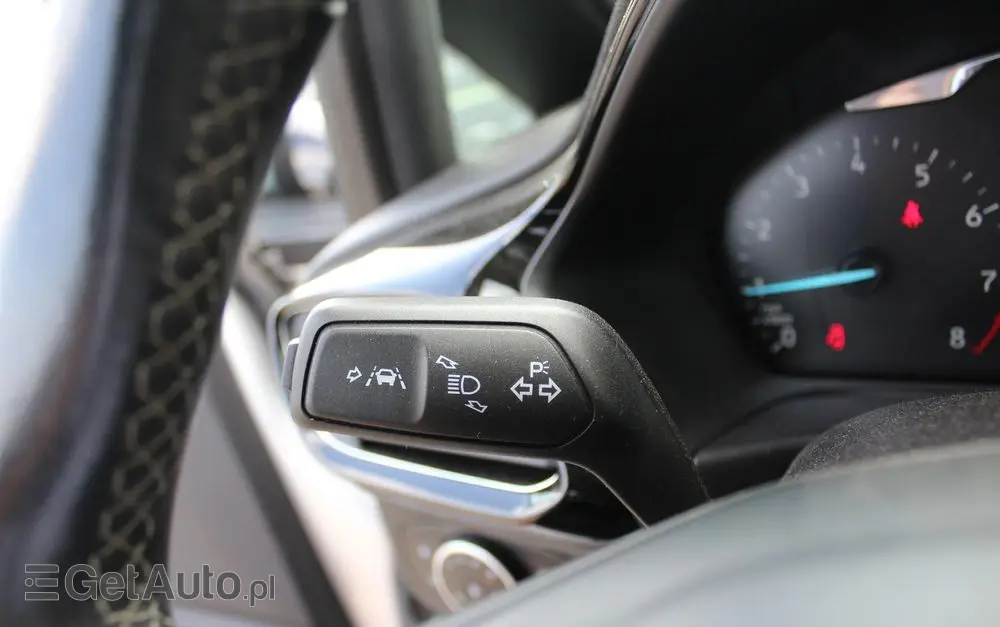 FORD Fiesta 1.0 EcoBoost Titanium ASS