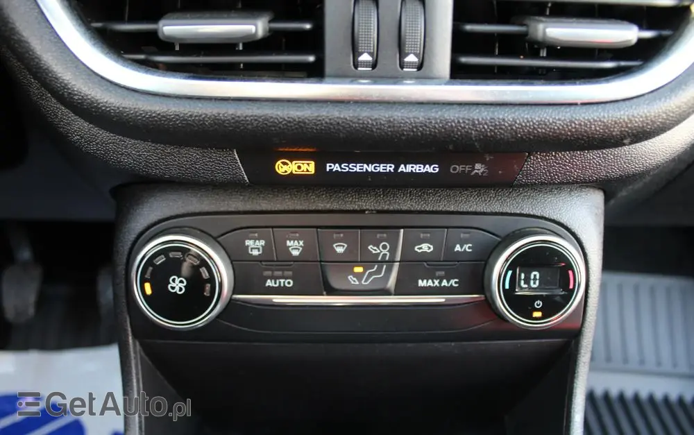 FORD Fiesta 1.0 EcoBoost Titanium ASS