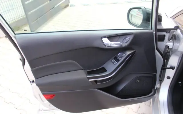 FORD Fiesta 1.0 EcoBoost Titanium ASS