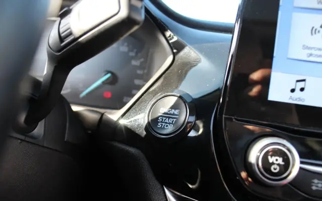 FORD Fiesta 1.0 EcoBoost Titanium ASS