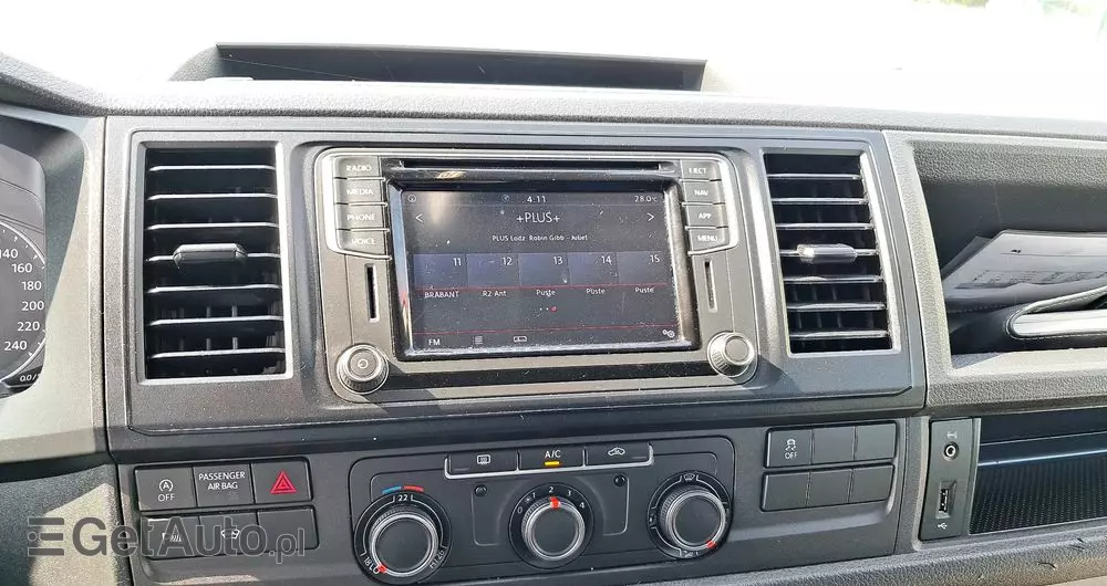 VOLKSWAGEN Transporter 