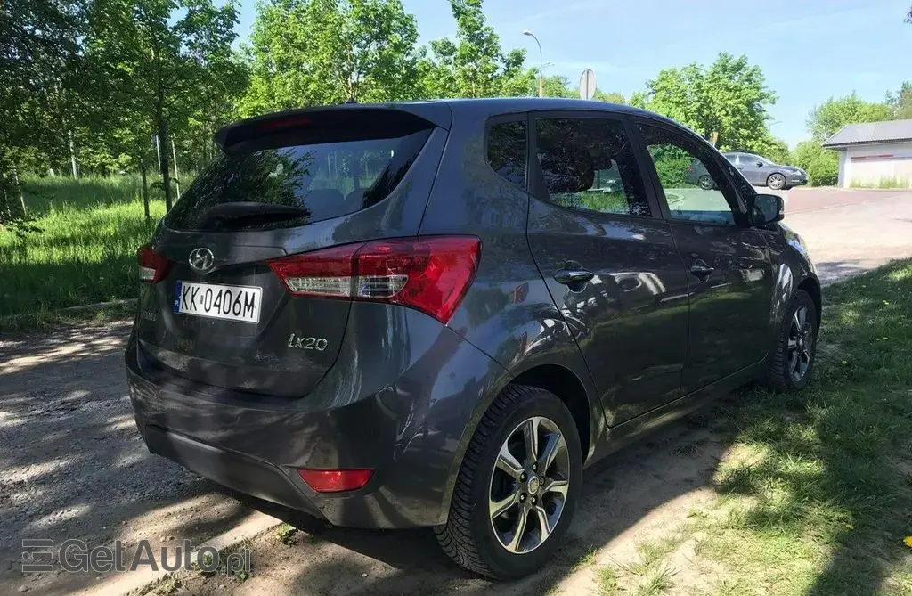HYUNDAI Ix20 