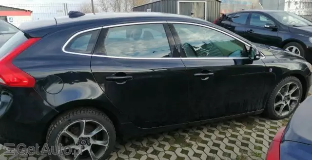 VOLVO V40 1.6 D2 (115 KM)