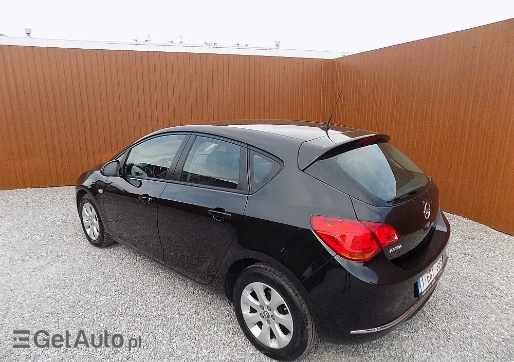 OPEL Astra 1.4 Edition