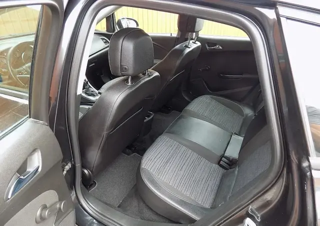 OPEL Astra 1.4 Edition