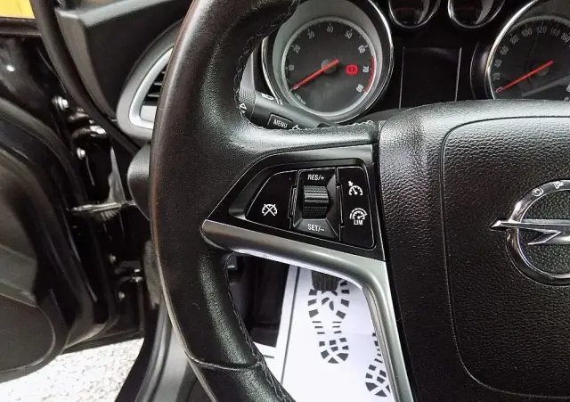 OPEL Astra 1.4 Edition