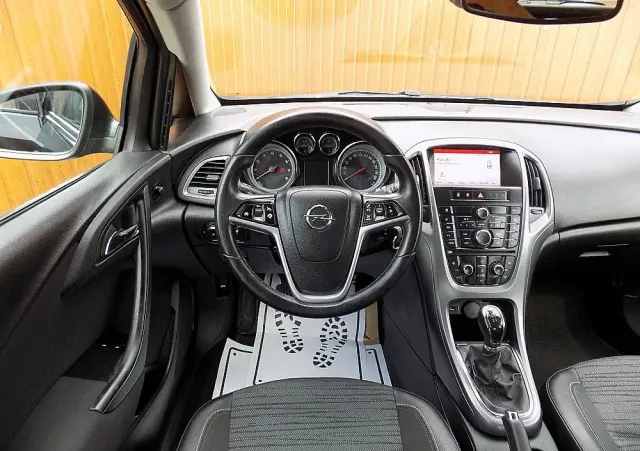 OPEL Astra 1.4 Edition