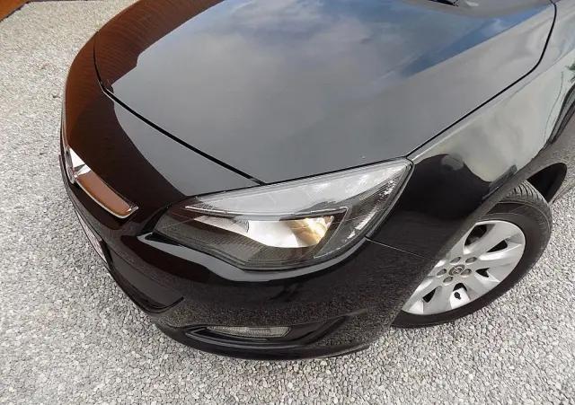 OPEL Astra 1.4 Edition