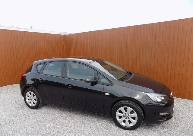 OPEL Astra 1.4 Edition