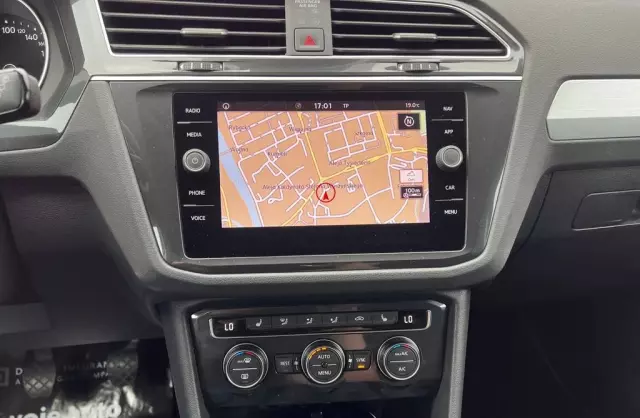 VOLKSWAGEN Tiguan 1.5 TSI (150 KM) ACT