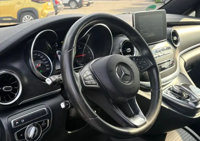 MERCEDES-BENZ Klasa V 300 d Exclusive 9G-Tronic (d³ugi)