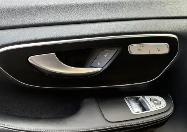 MERCEDES-BENZ Klasa V 300 d Exclusive 9G-Tronic (d³ugi)