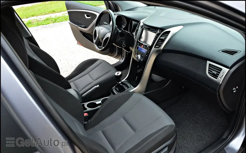 HYUNDAI I30 1.6 CRDi Premium