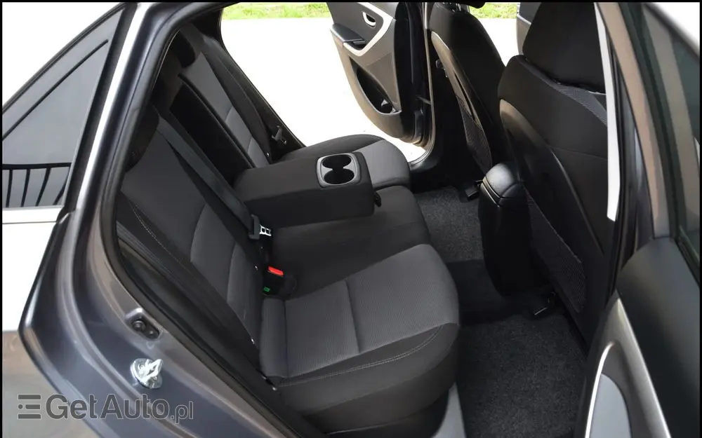 HYUNDAI I30 1.6 CRDi Premium