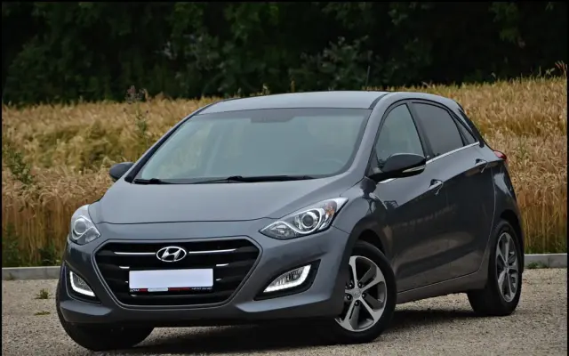 HYUNDAI I30 1.6 CRDi Premium