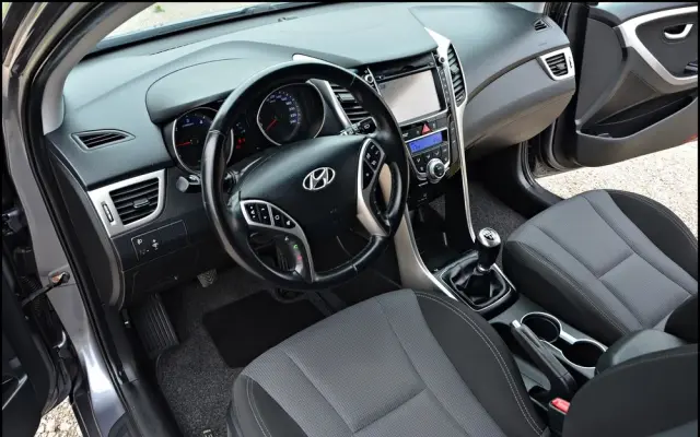 HYUNDAI I30 1.6 CRDi Premium