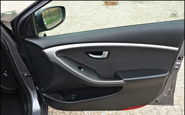 HYUNDAI I30 1.6 CRDi Premium