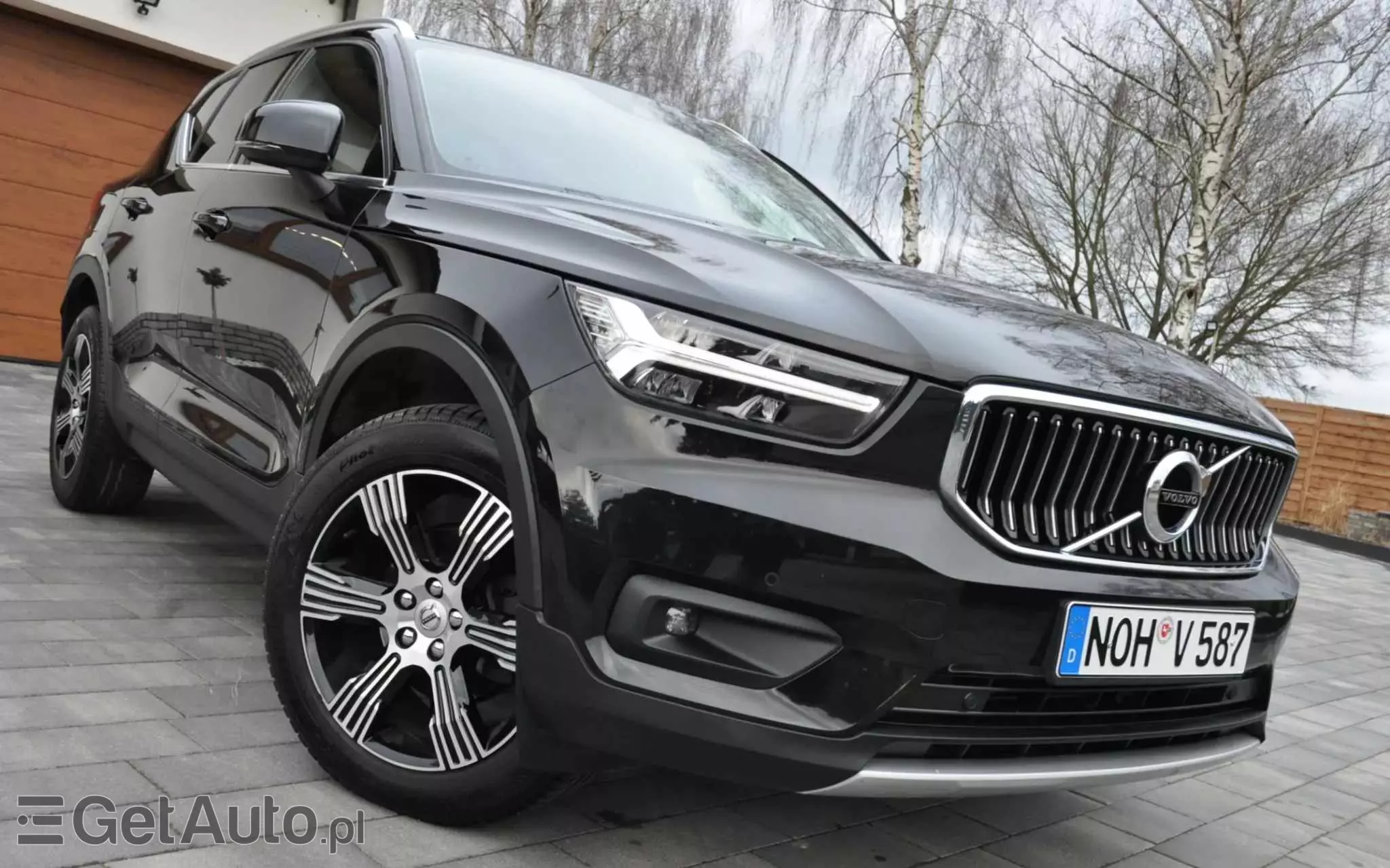 VOLVO XC 40 D3 AWD Momentum Pro