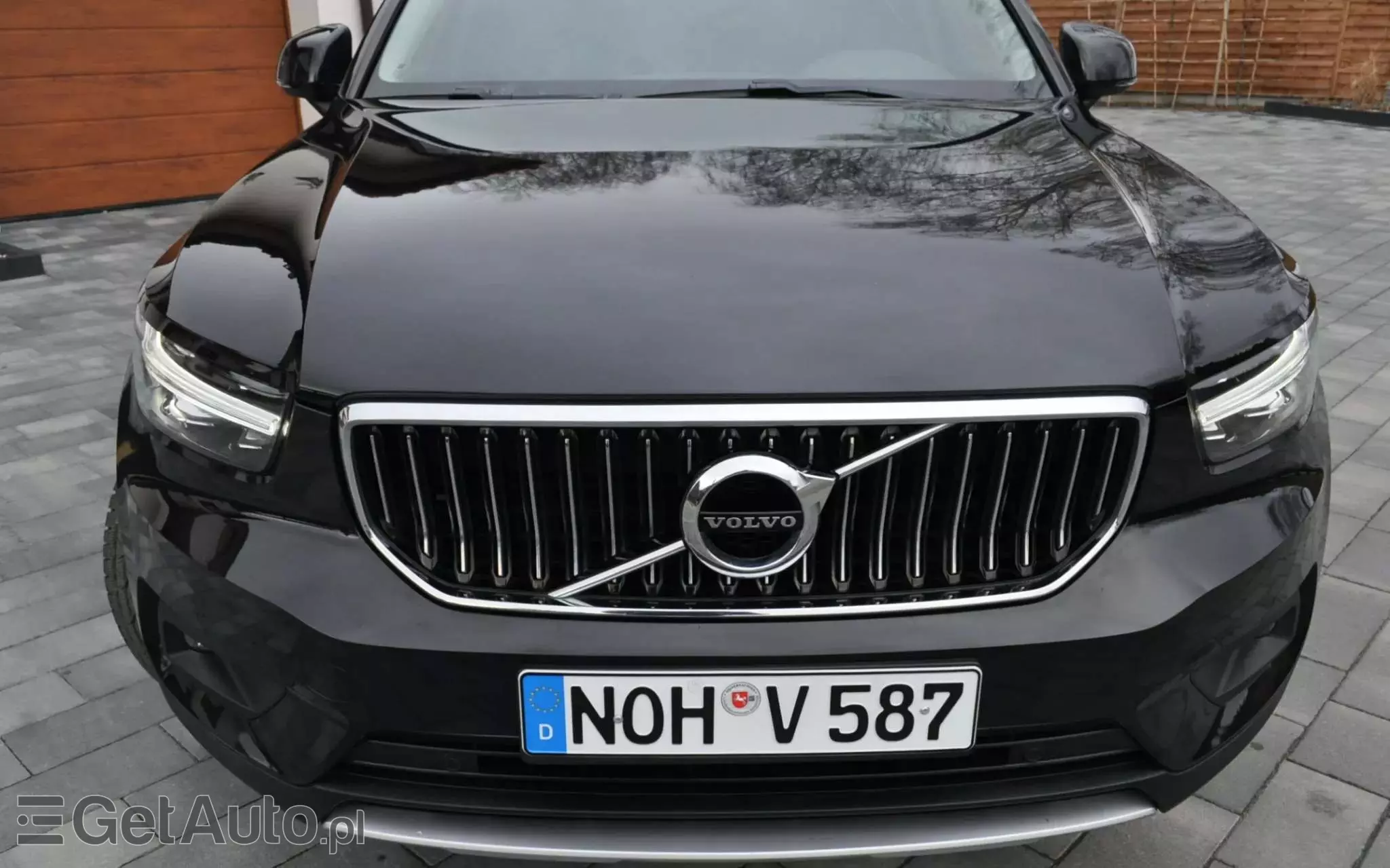 VOLVO XC 40 D3 AWD Momentum Pro