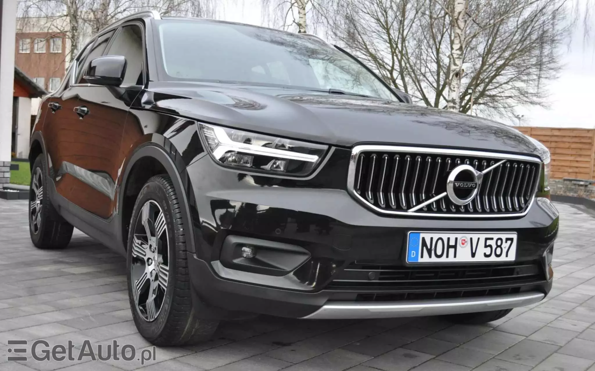 VOLVO XC 40 D3 AWD Momentum Pro