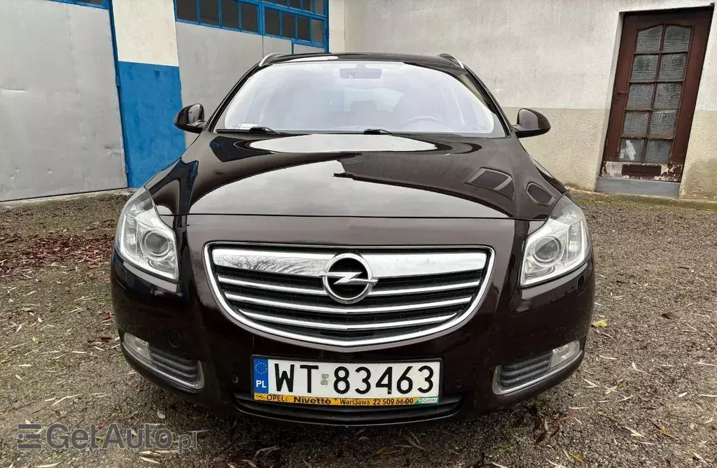 OPEL Insignia 