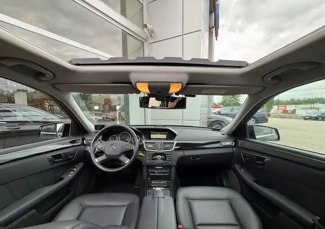 MERCEDES-BENZ Klasa E 350 4Matic Avantgarde Sport Edition
