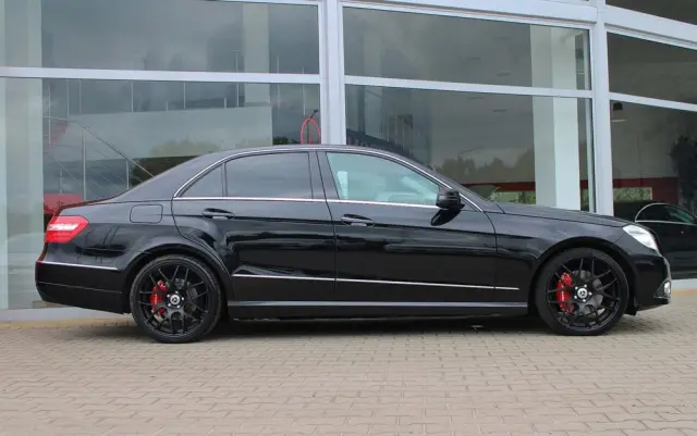 MERCEDES-BENZ Klasa E 350 4Matic Avantgarde Sport Edition