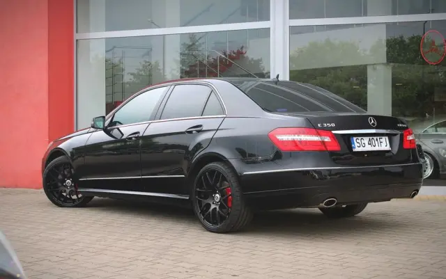 MERCEDES-BENZ Klasa E 350 4Matic Avantgarde Sport Edition