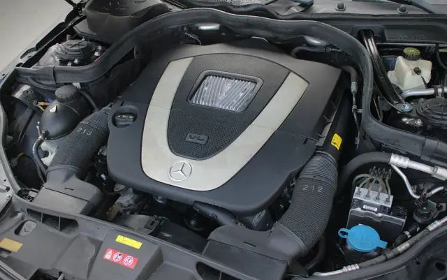 MERCEDES-BENZ Klasa E 350 4Matic Avantgarde Sport Edition
