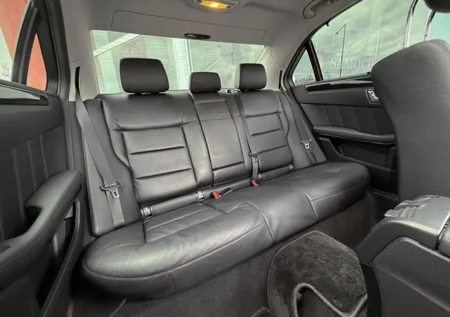 MERCEDES-BENZ Klasa E 350 4Matic Avantgarde Sport Edition