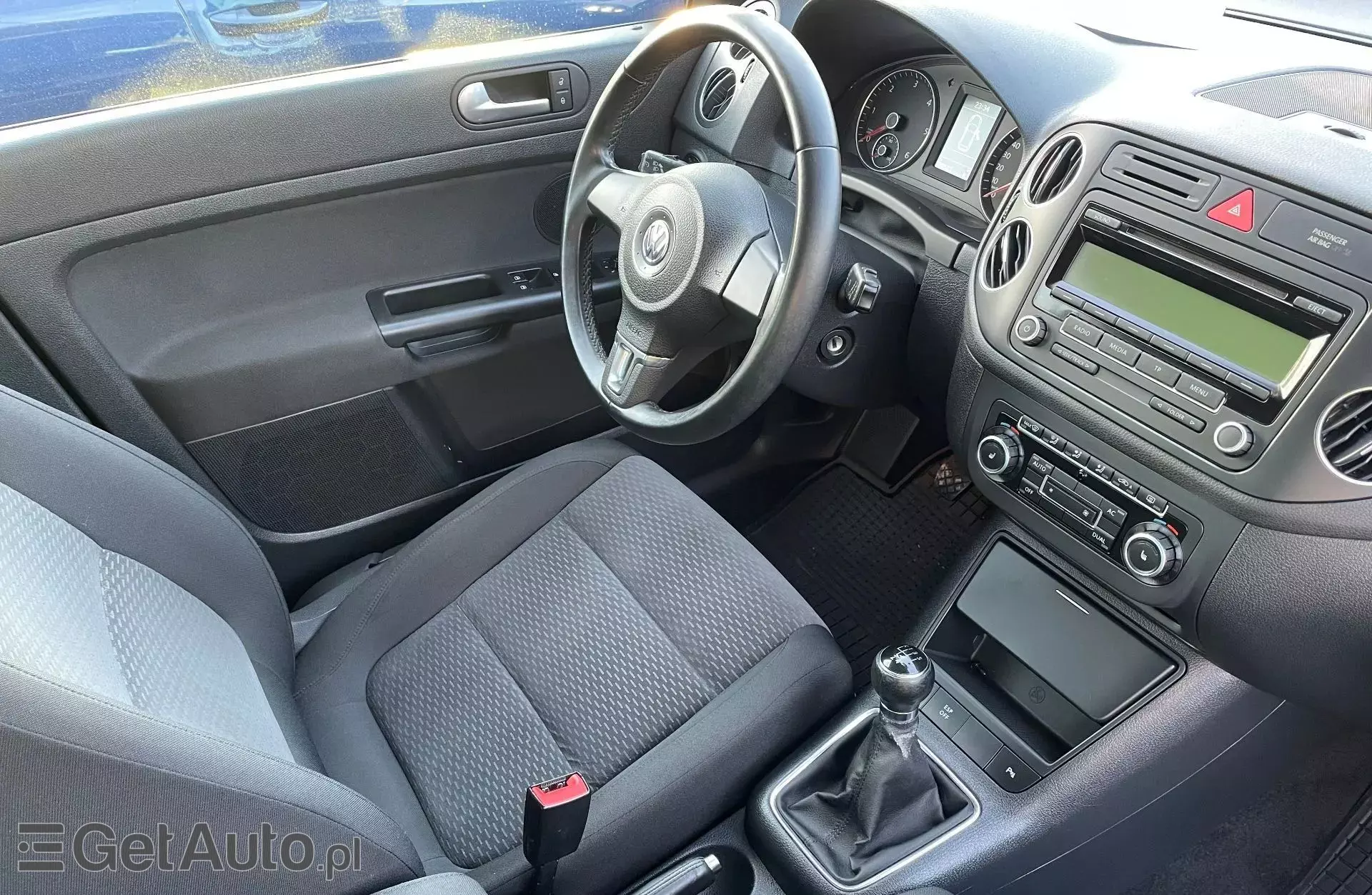 VOLKSWAGEN Golf 2.0 TDI (110 KM)