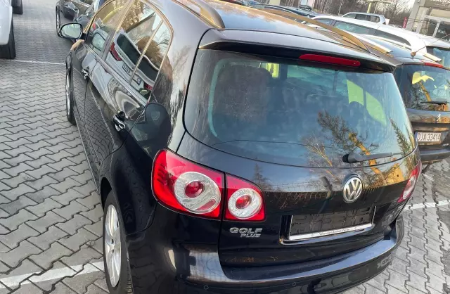 VOLKSWAGEN Golf 2.0 TDI (110 KM)