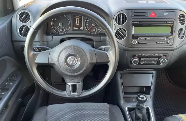 VOLKSWAGEN Golf 2.0 TDI (110 KM)