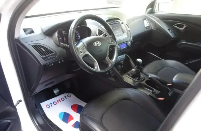 HYUNDAI Ix35 