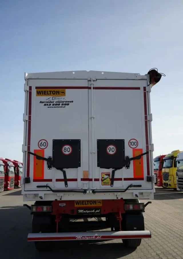 WIELTON WYWROTKA 55 M3 / ALUMINIOWA / OŚ PODNOSZONA / OSIE SAF / ALUFELGI 