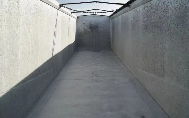 WIELTON WYWROTKA 55 M3 / ALUMINIOWA / OŚ PODNOSZONA / OSIE SAF / ALUFELGI 